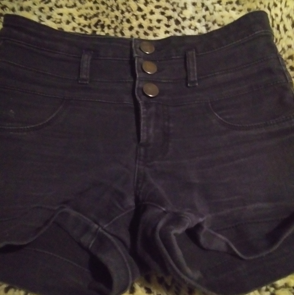No No midrise black bean shorts size 5